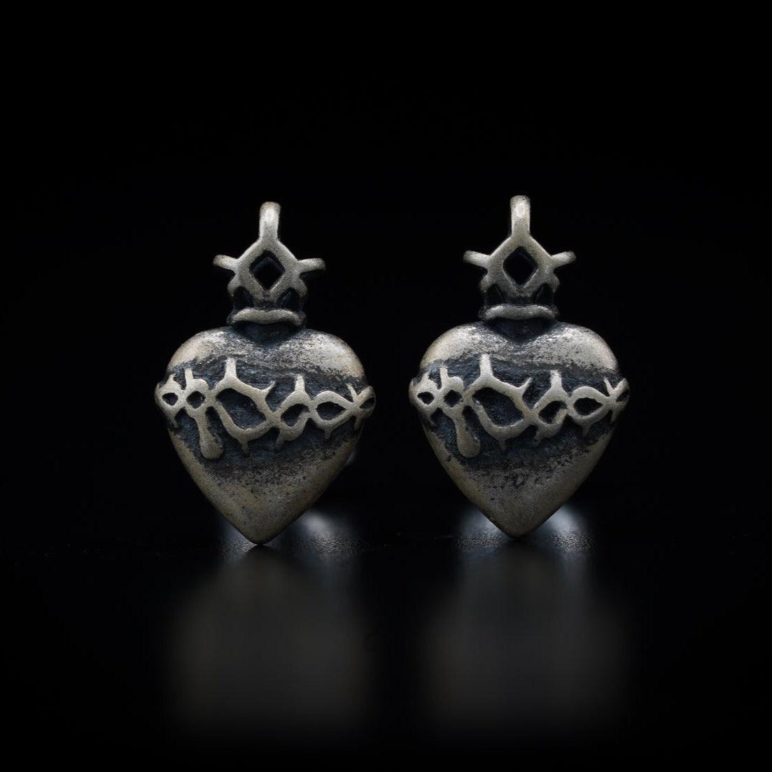 925 Sterling Silver Love Heart Studs - Black Feather Design