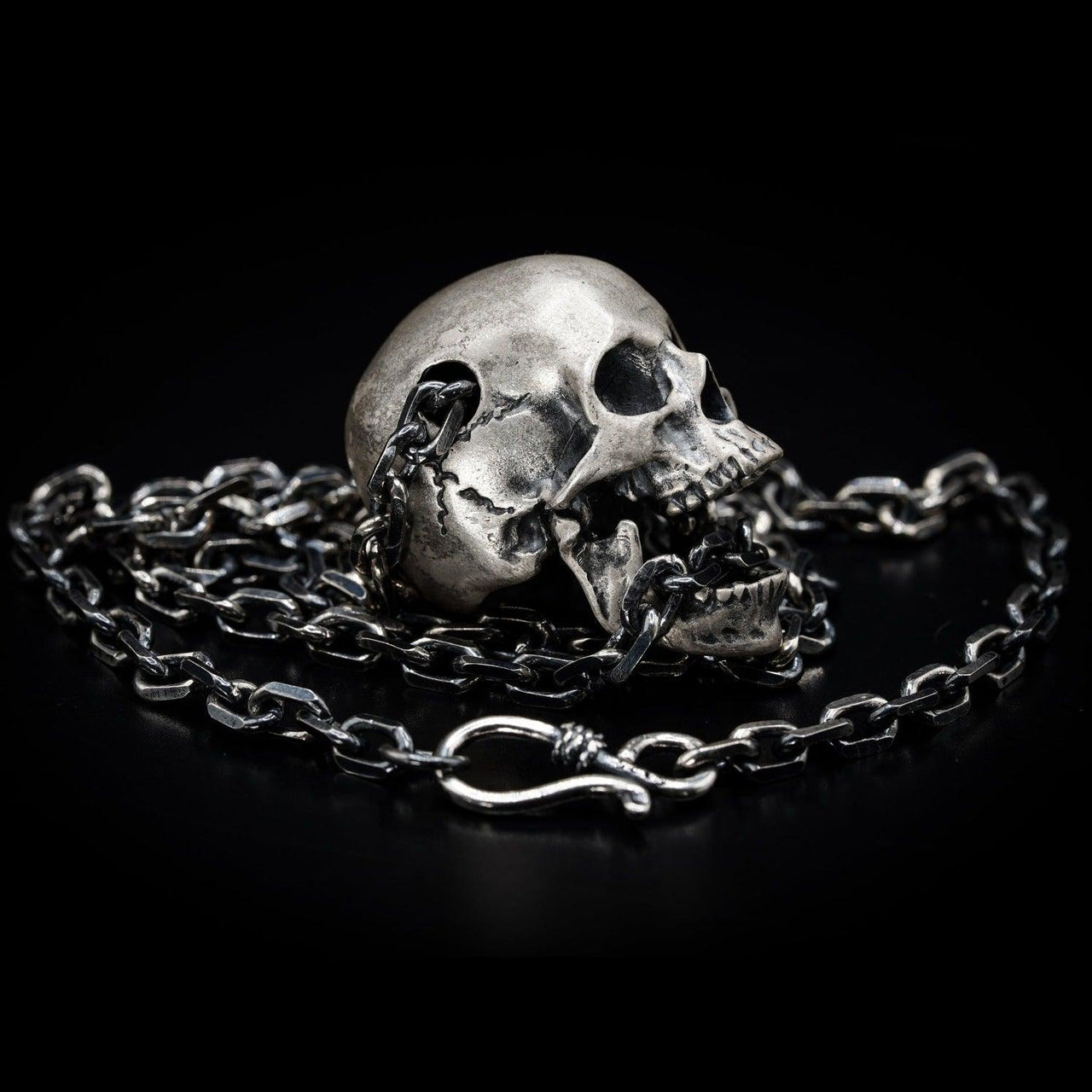 Small Skull Necklace Silver | Sterling Silver & Gold Vermeil Jewellery |  Unisex jewellery