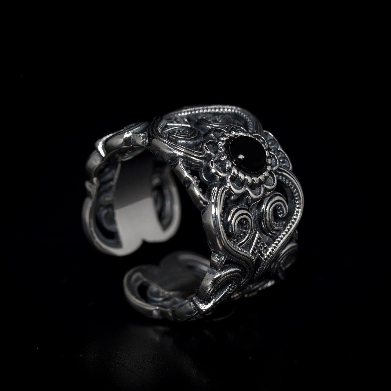 Black Gem on a 925 Sterling Silver Tibetan Wreath Ring - Black Feather Design