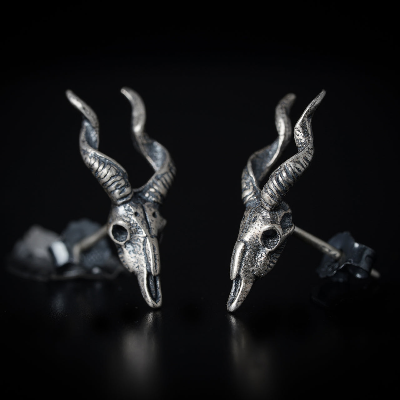 925 Sterling Silver Gothic Antelope stud earrings